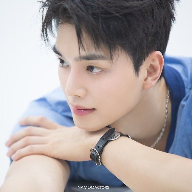 Latest photo of Song Kang