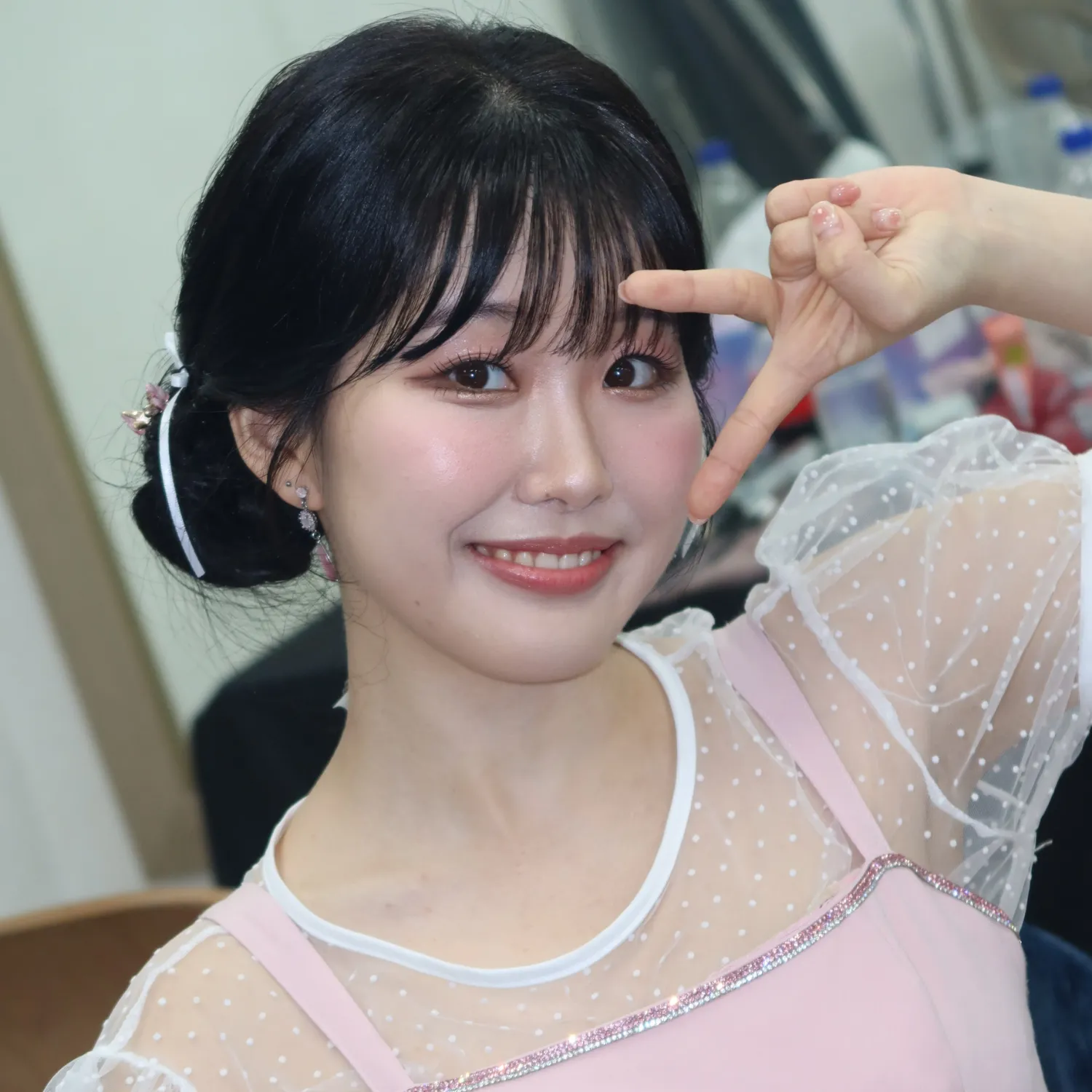 Behind-the-scenes cut of Hong Seongyun