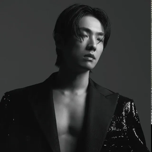 Latest photo of Lee Jun