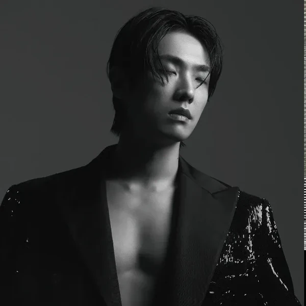 Today’s standout profile photo of Lee Jun on Choeaedol Celeb