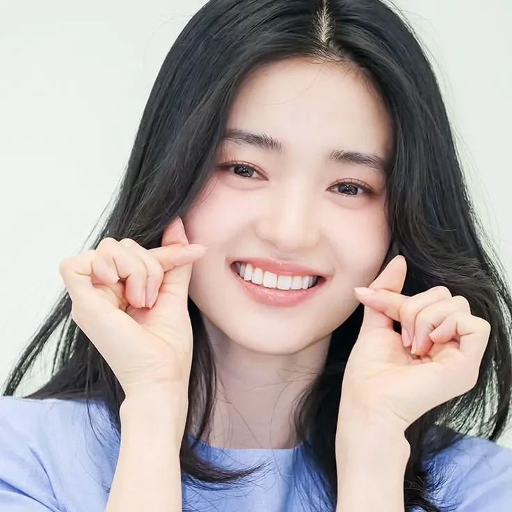 Behind-the-scenes cut of Kim Taeri