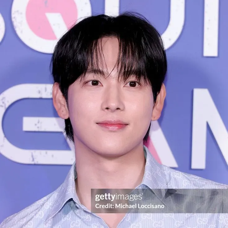 Behind-the-scenes cut of Yim Siwan