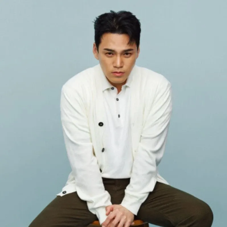 Behind-the-scenes cut of Cheonrokdam