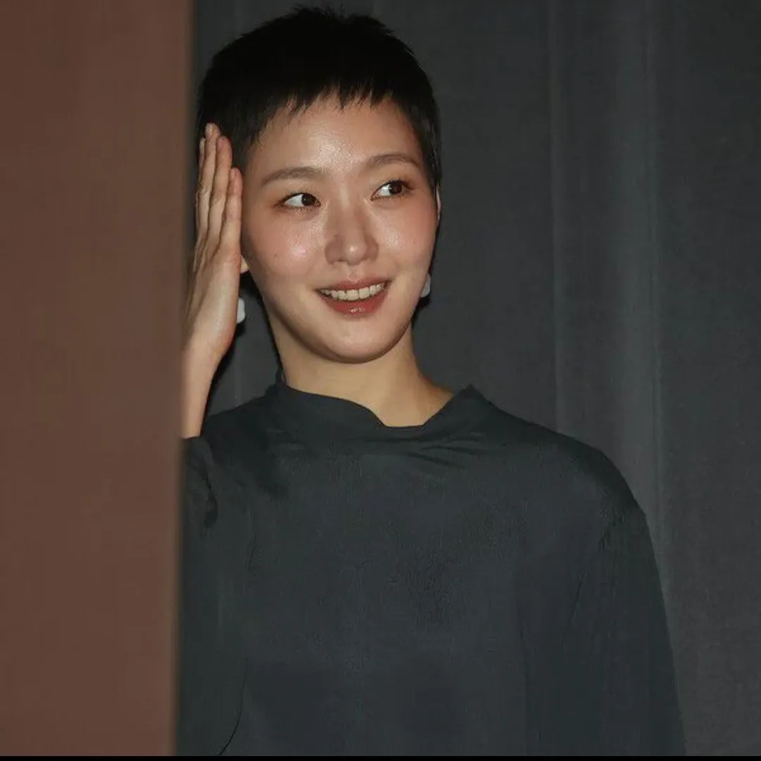 Foto kegiatan terbaru dari Kim Goeun