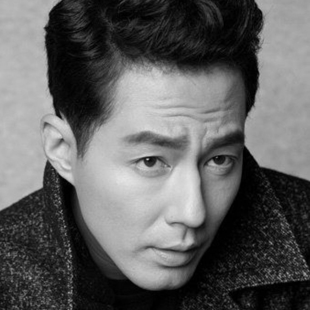 Recent activity shot of Jo Insung