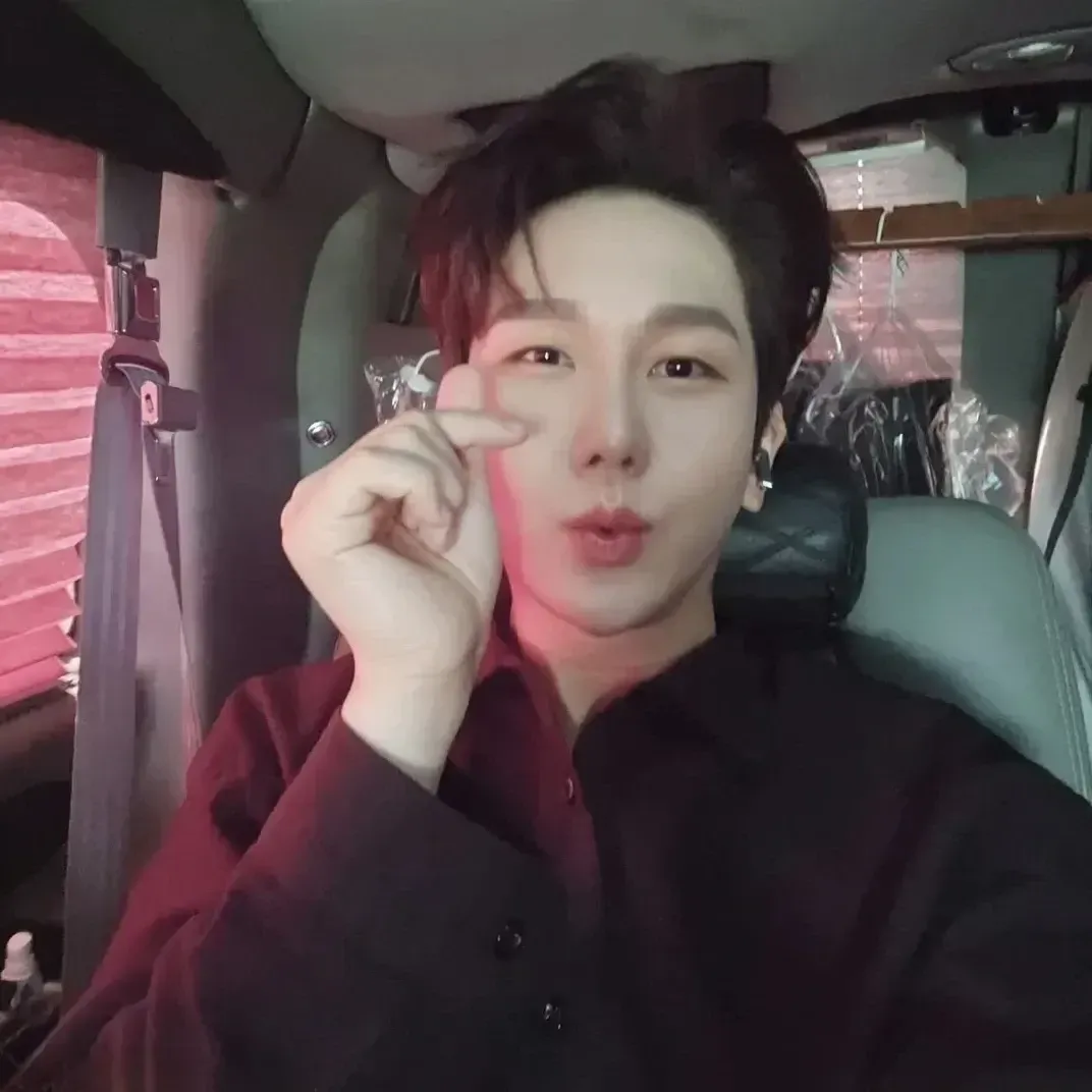 金秀瓒的最新照片