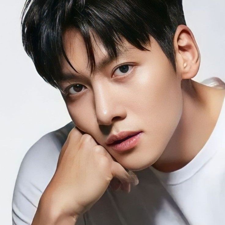 Recent activity shot of Ji Changwook