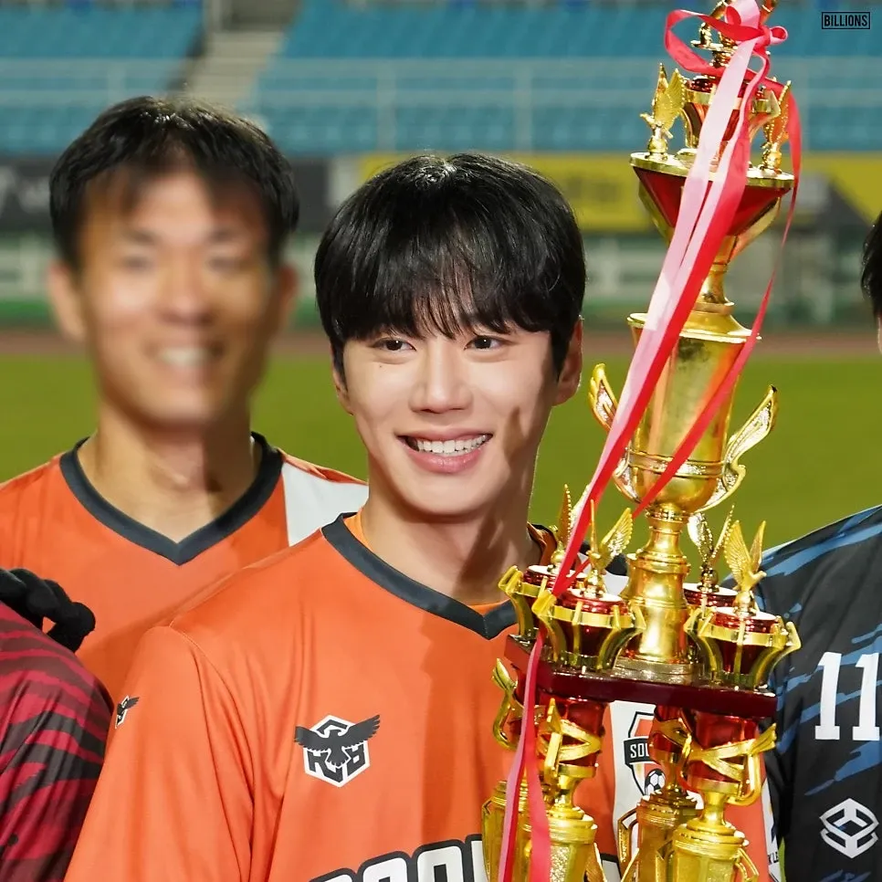 Recent activity shot of Lee Junyoung