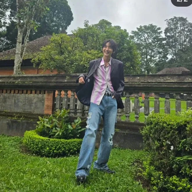 Recent activity shot of Lee Joongi