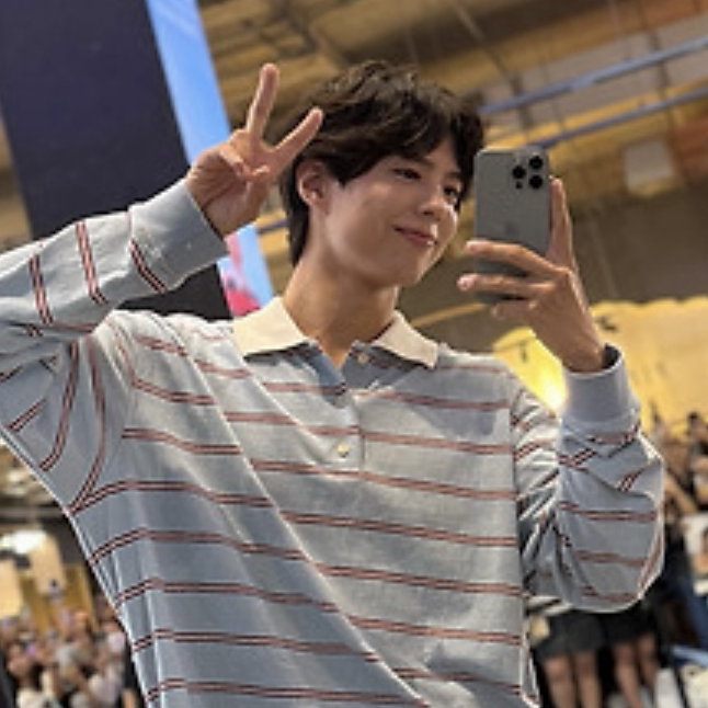 Latest photo of Park Bogum