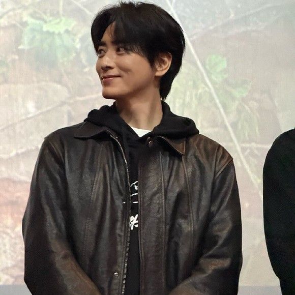 Latest photo of Lee Joonhyuk