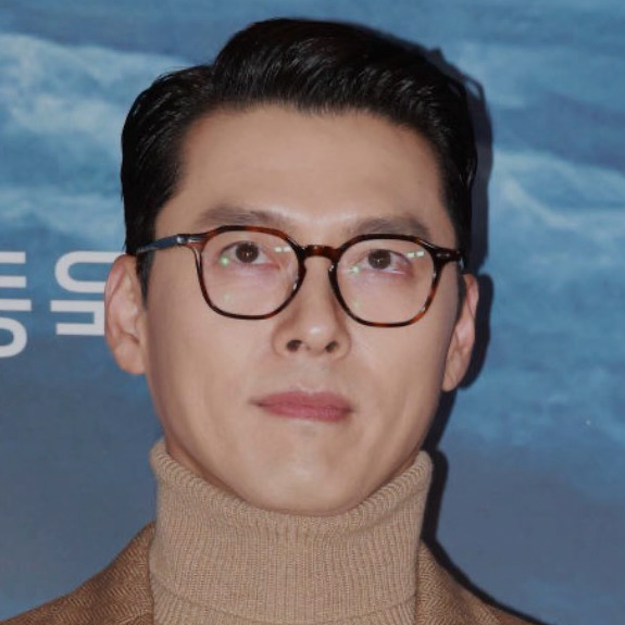 Foto kegiatan terbaru dari Hyun Bin
