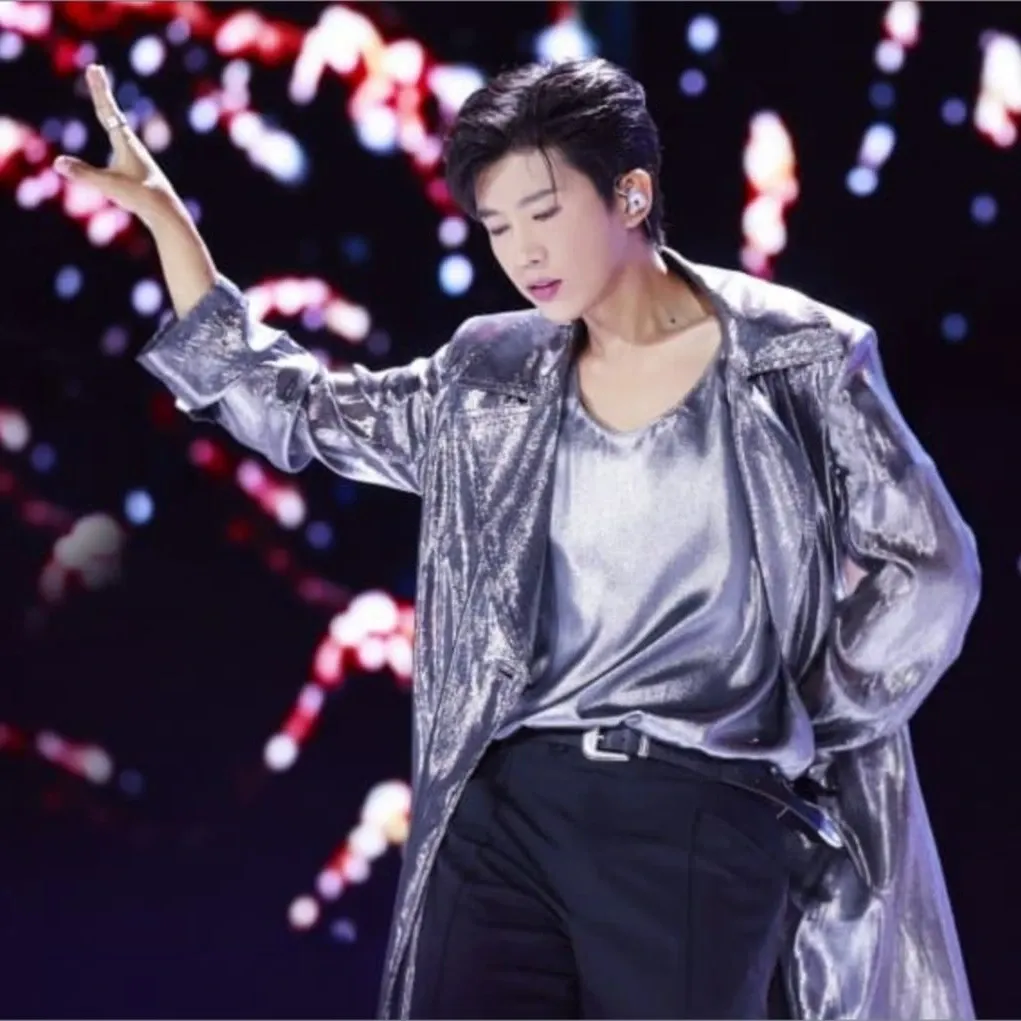 Latest photo of Lim Youngwoong