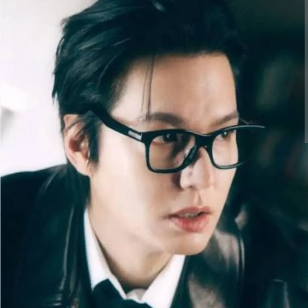 Recent activity shot of Lee Minho