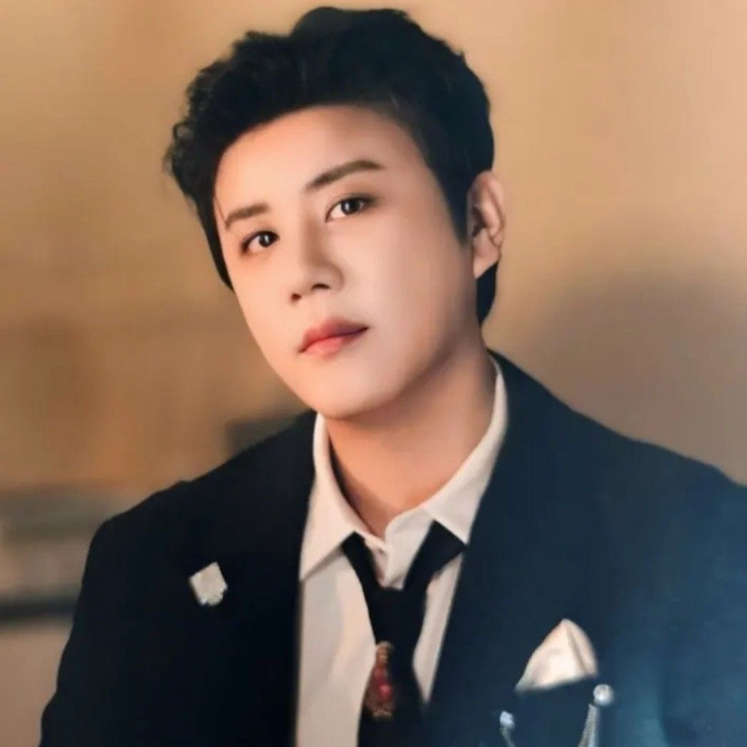 Recent activity shot of Jin Haesung