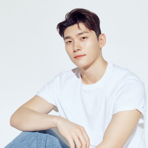 Recent activity shot of Jeon Jonghyeok