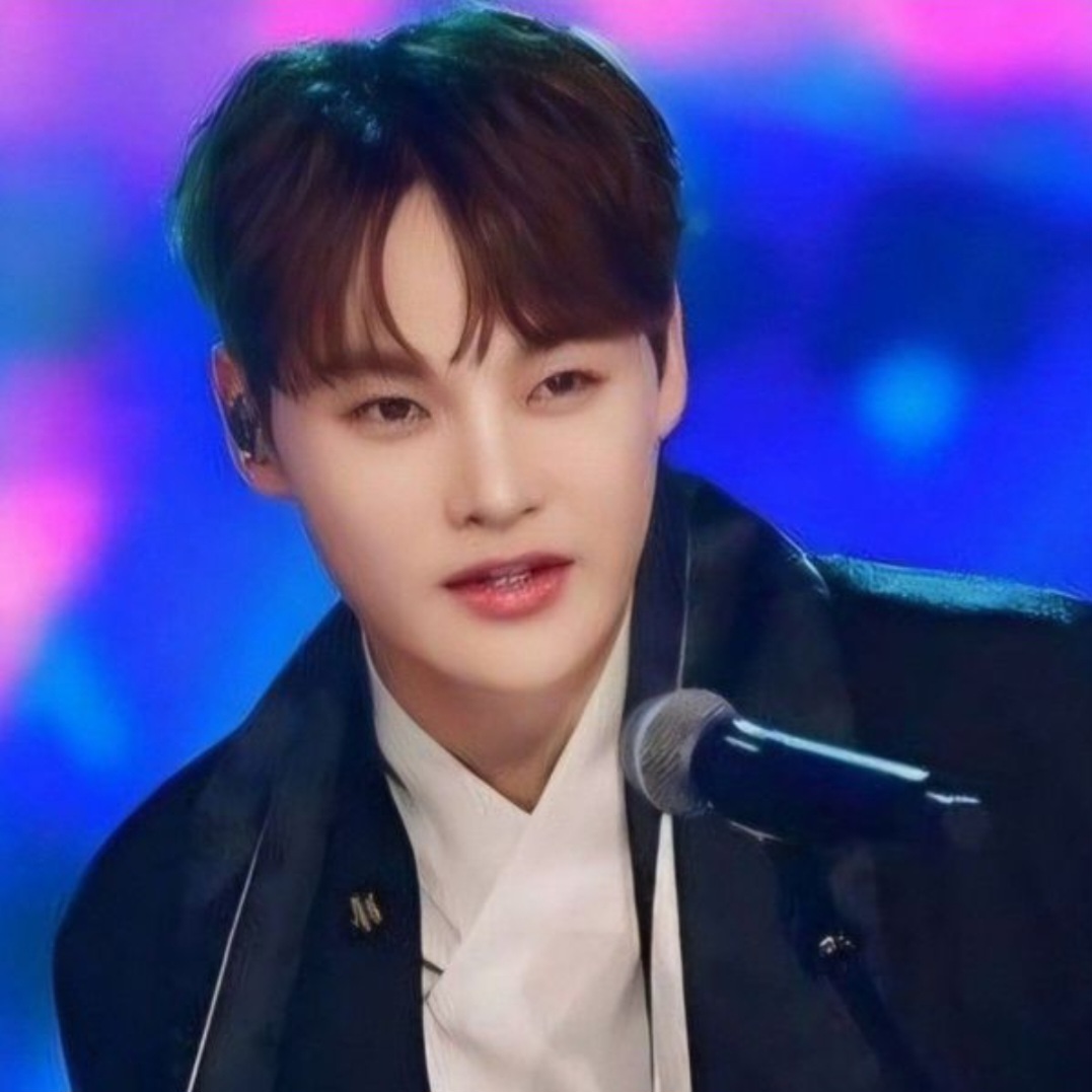 朴瑞鎮的最新照片