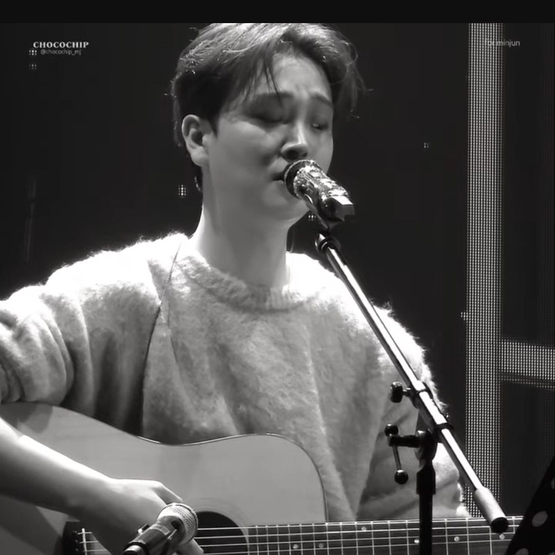 Recent activity shot of Song Minjun