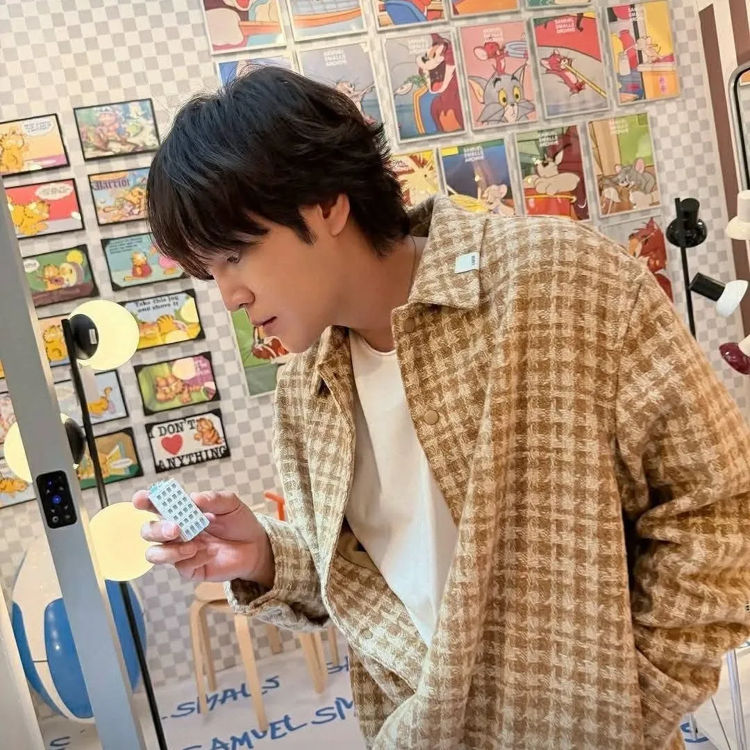 Behind-the-scenes cut of Jang Geunsuk