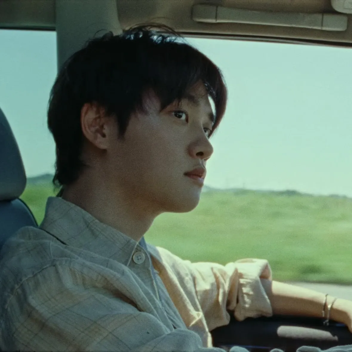 Cuplikan di balik layar dari Doh Kyungsoo (D.O.)