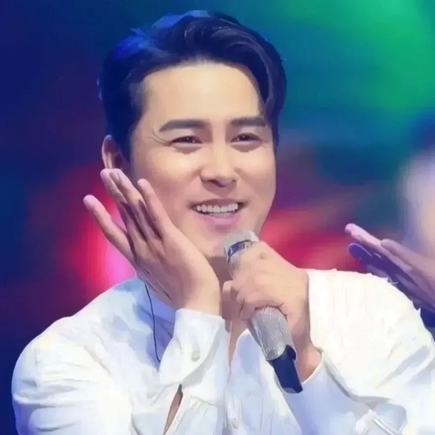 Foto kegiatan terbaru dari Jang Minho