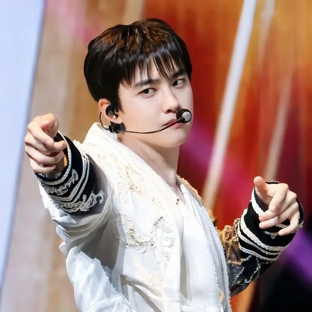 Foto terbaru dari Doh Kyungsoo (D.O.)