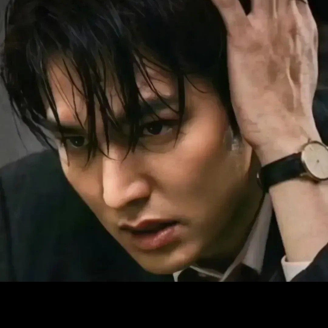Recent activity shot of Lee Minho