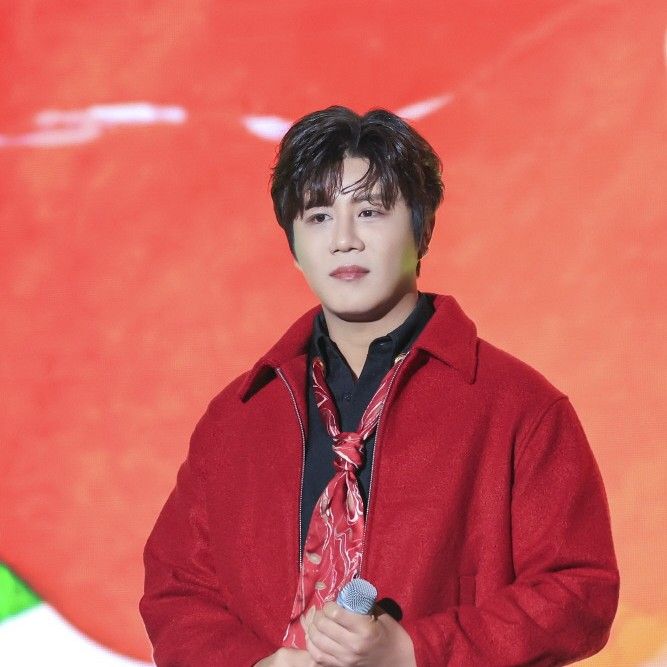 Recent activity shot of Jin Haesung