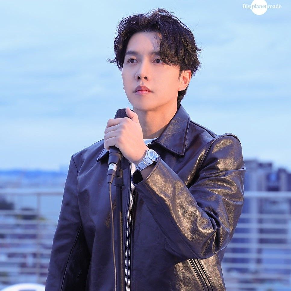 A moment captured by a fan of Lee Seunggi