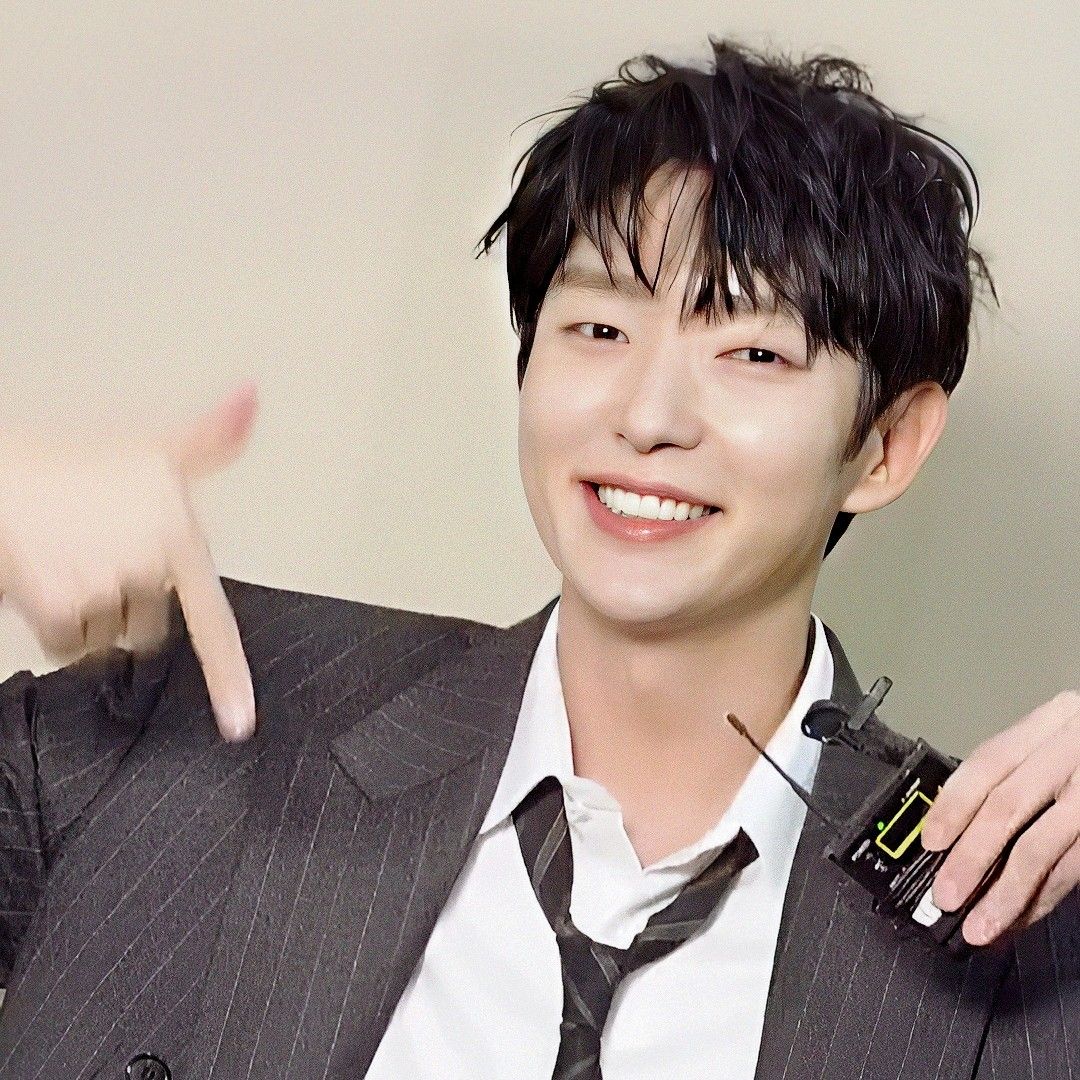 Latest photo of Lee Joongi