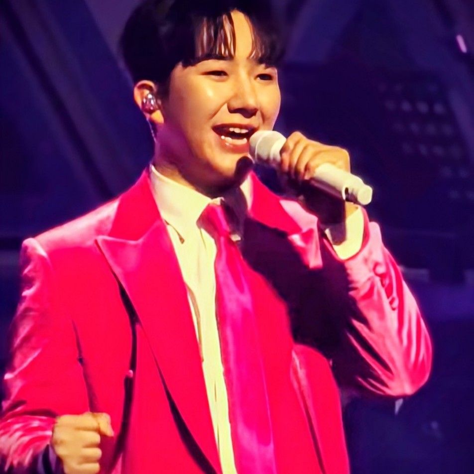 A moment captured by a fan of Nam Seungmin