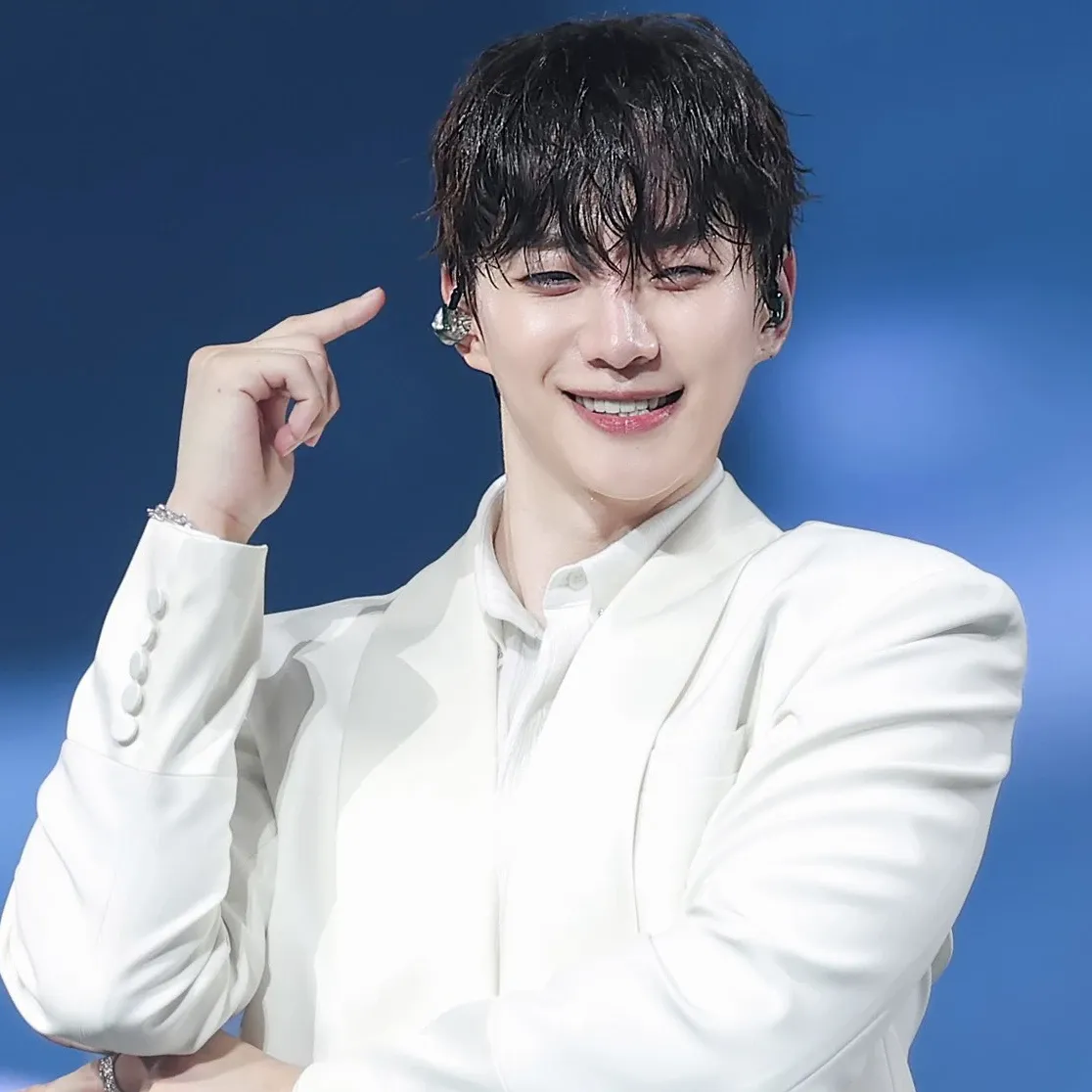 Foto terbaru dari Lee Junho