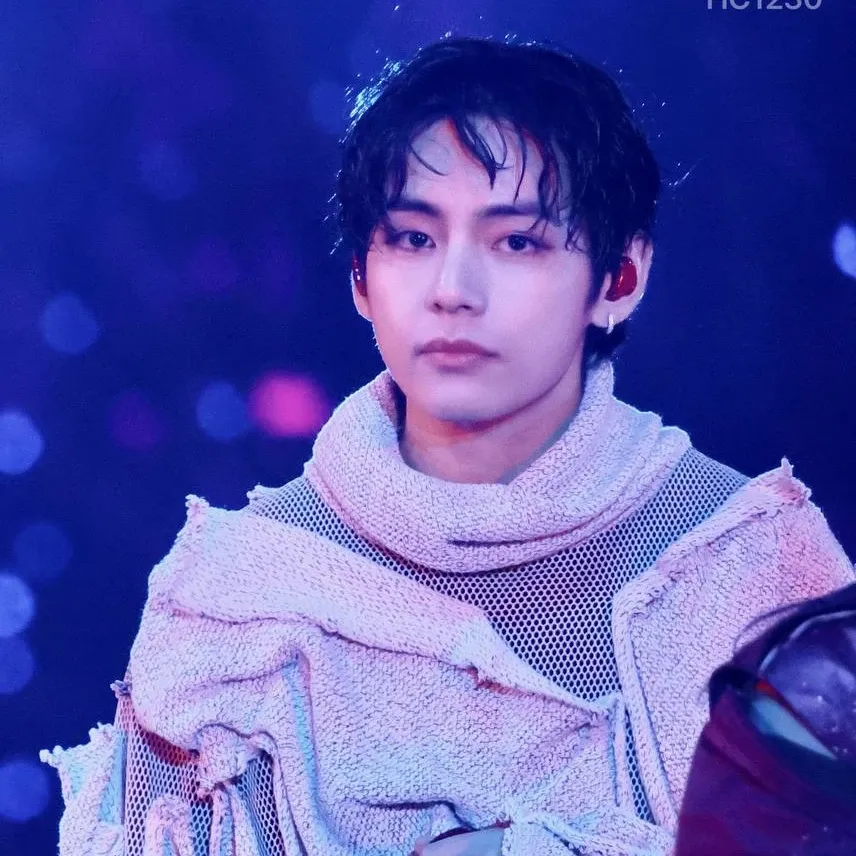 Behind-the-scenes cut of Kim Taehyung (V)