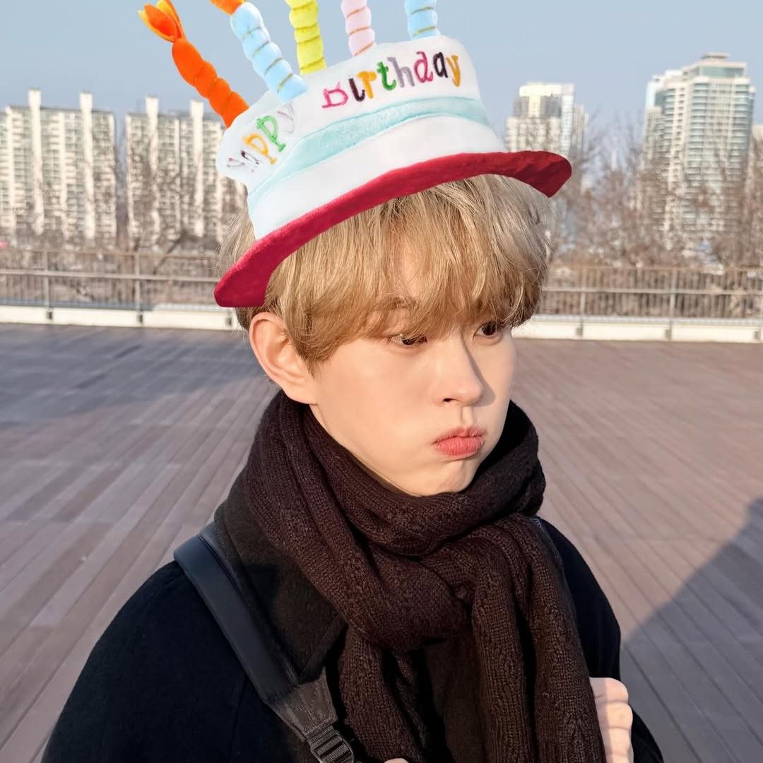 Recent activity shot of Lee Byeongchan