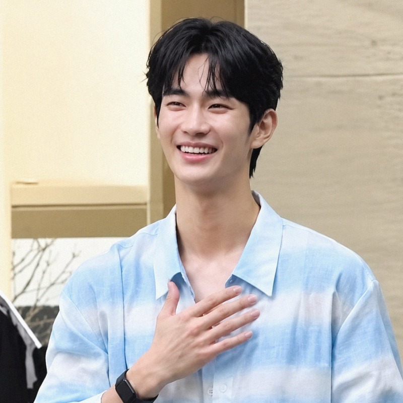 A moment captured by a fan of Kim Soohyun