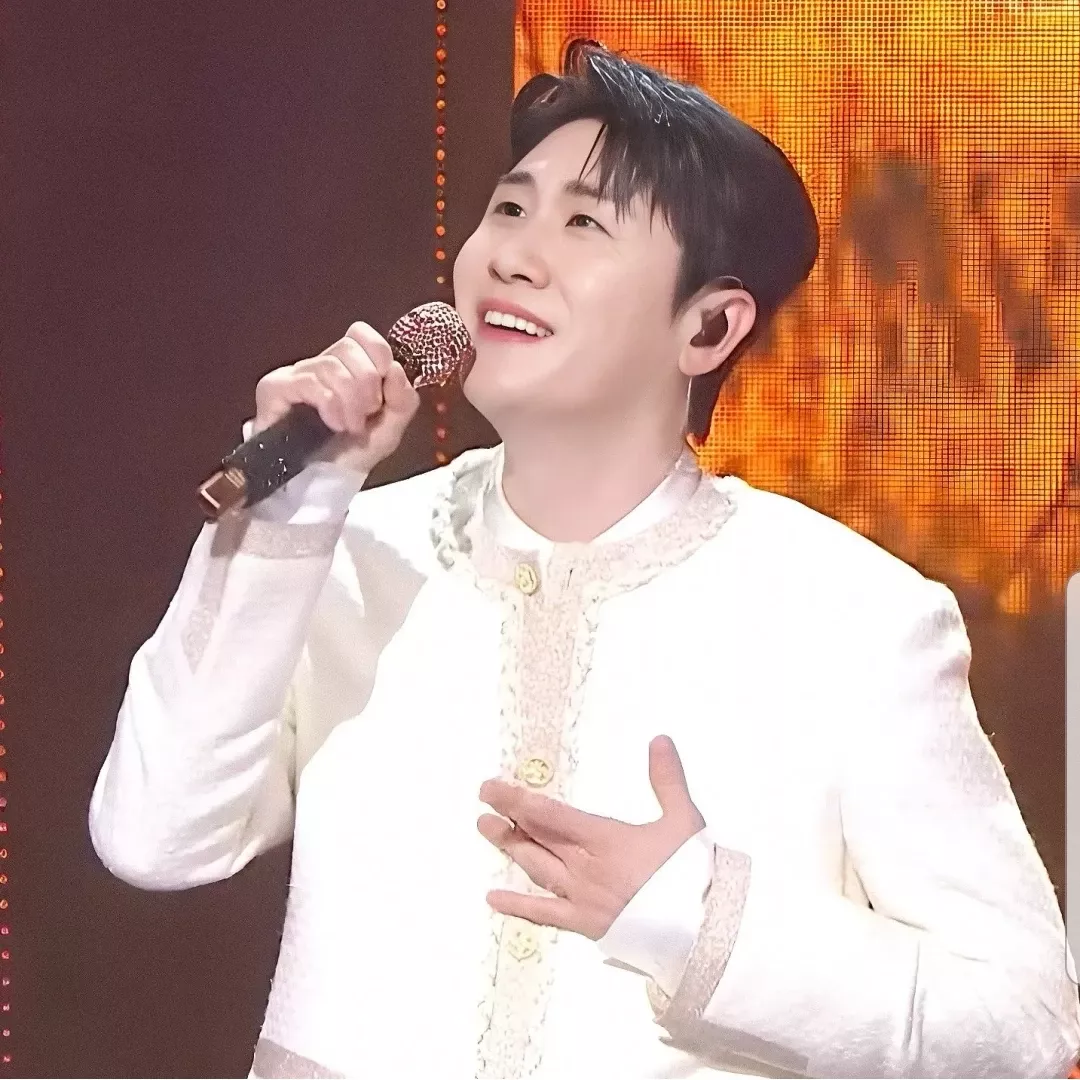 영탁의 비하인드 컷