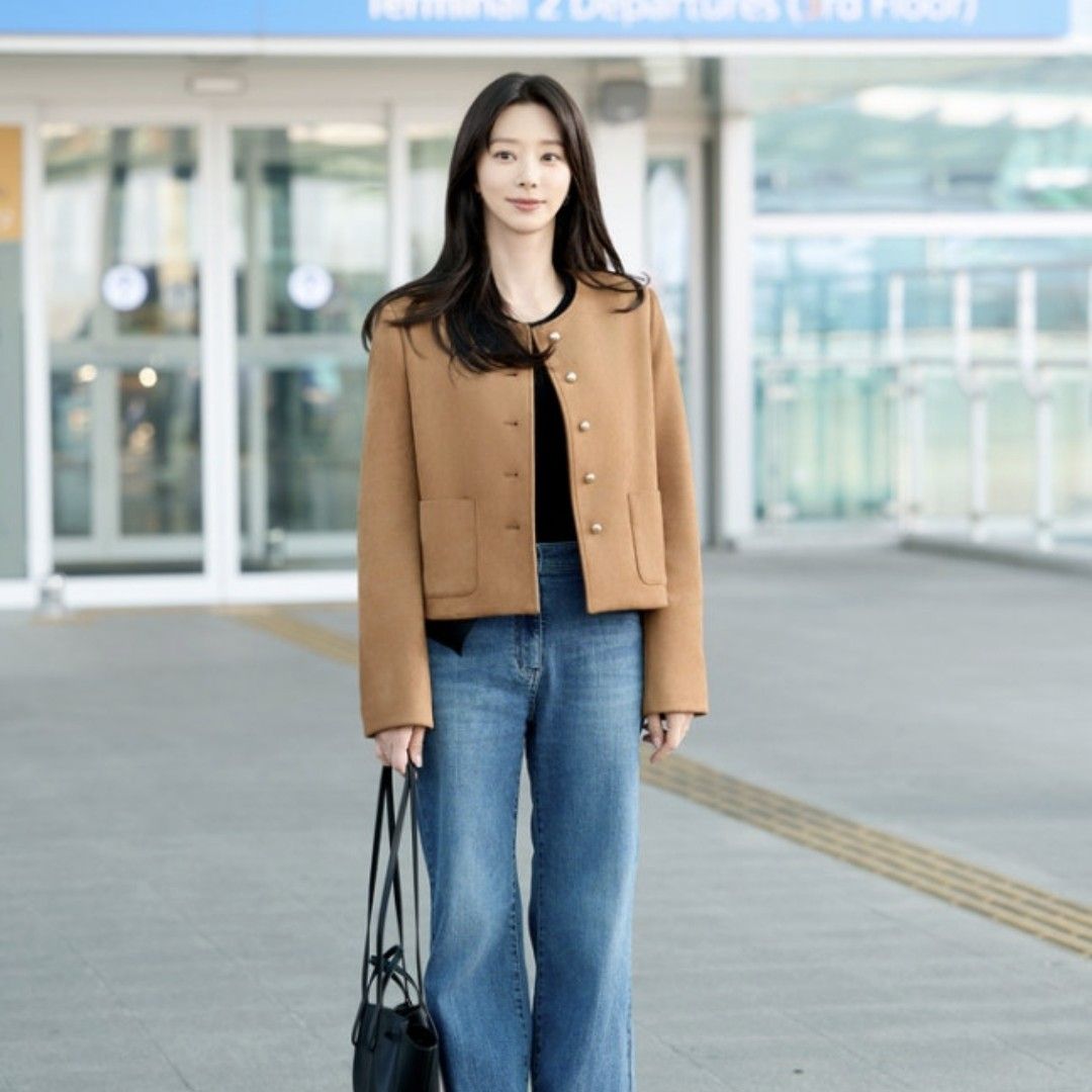 Behind-the-scenes cut of Lee Joobeen