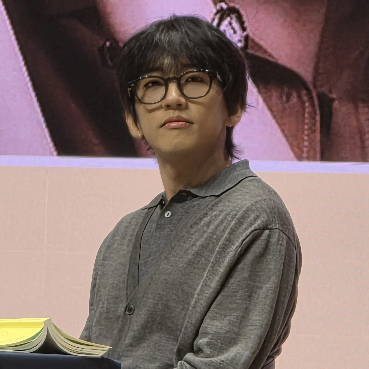 粉絲拍下的李承允瞬間