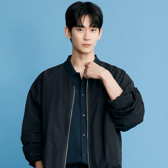 Recent activity shot of Kim Soohyun