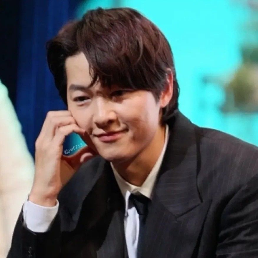 Foto kegiatan terbaru dari Song Joongki