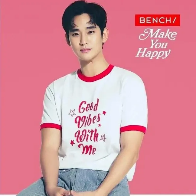 A moment captured by a fan of Kim Soohyun