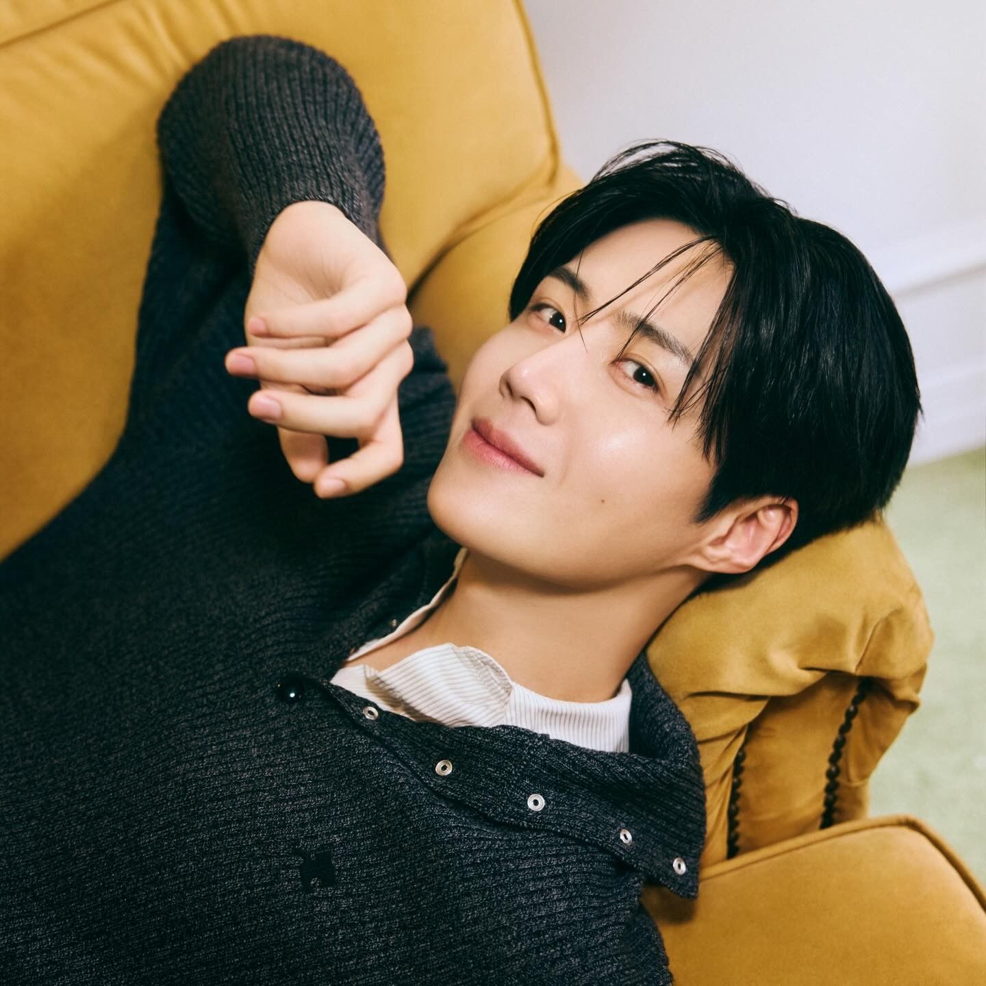 Behind-the-scenes cut of Kim Seonho