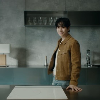 Cuplikan di balik layar dari Lee Junho