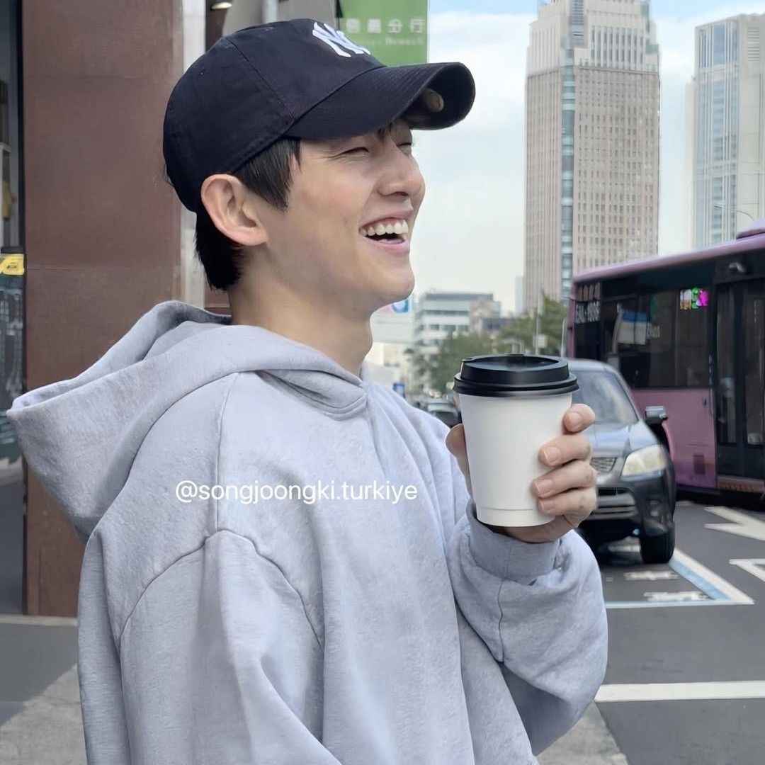 ソン・ジュンギの最新写真