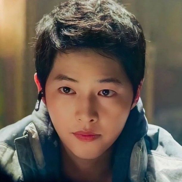 Foto kegiatan terbaru dari Song Joongki