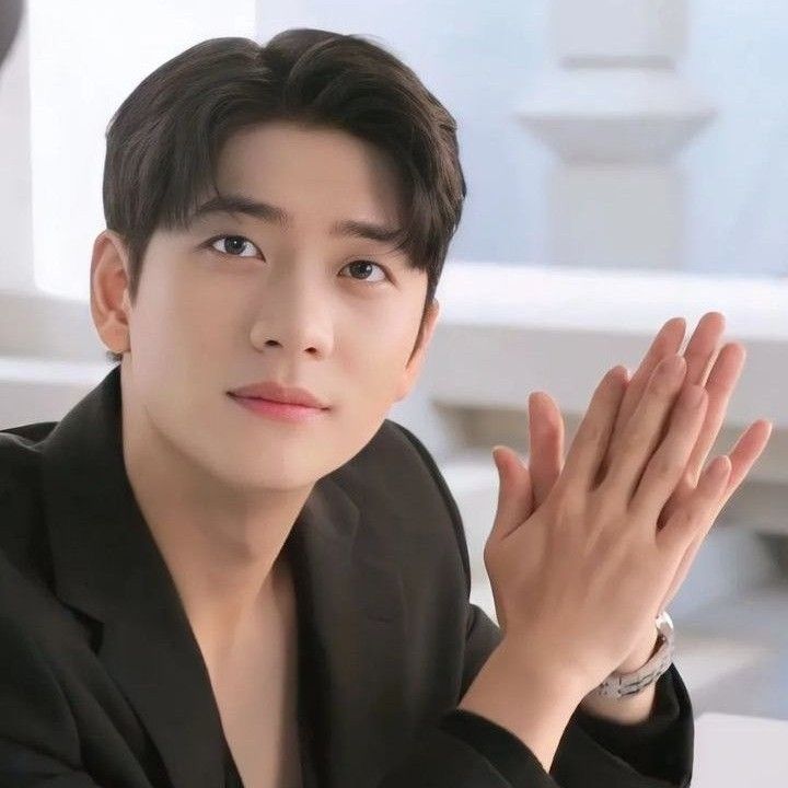 Latest photo of Kang Taeoh