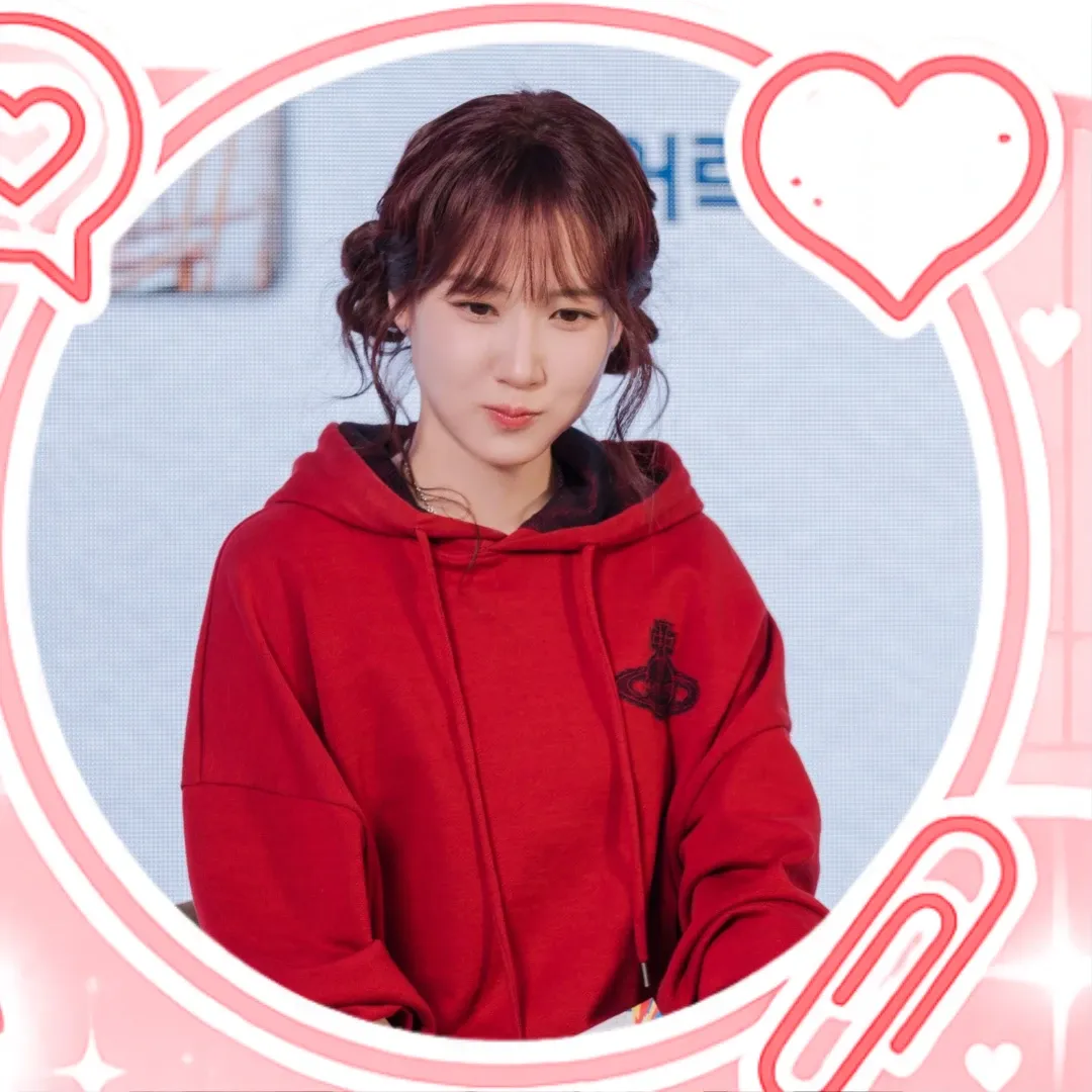 Recent activity shot of Park Eunbin