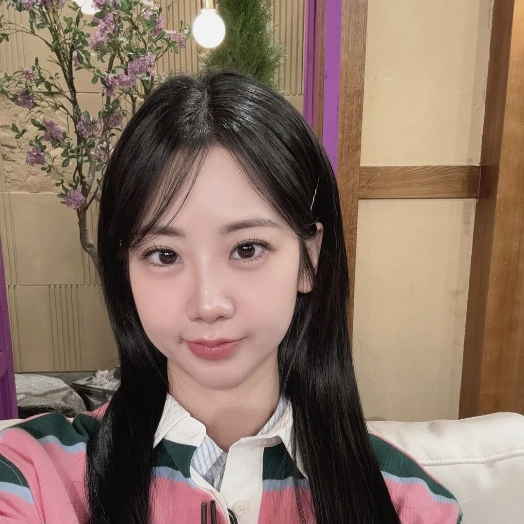 カン・ヘヨンの最近の活動ショット