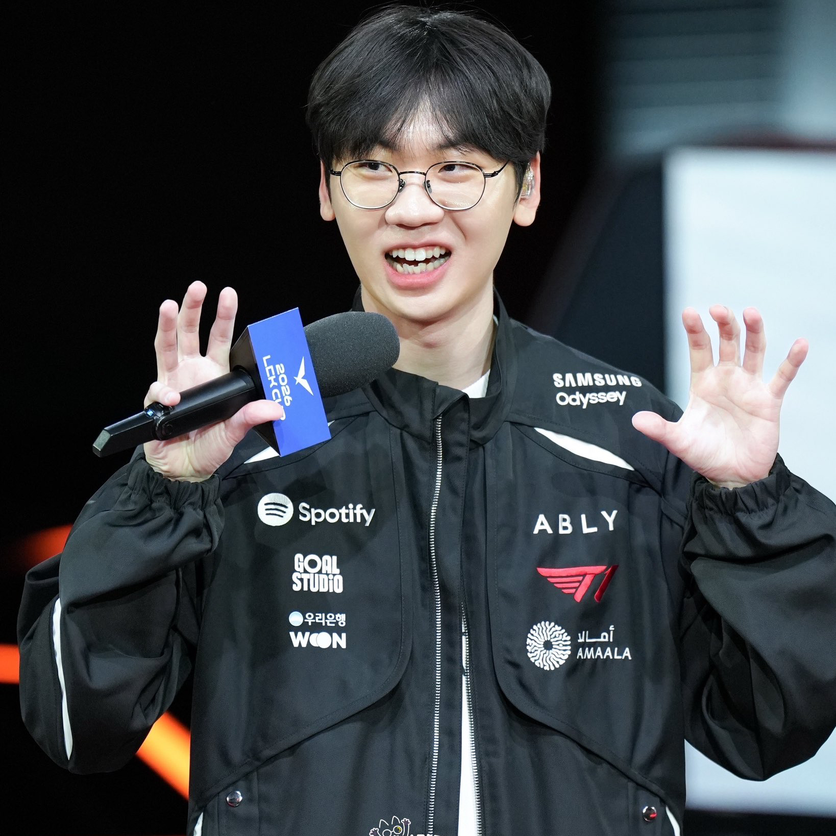 Behind-the-scenes cut of Doran