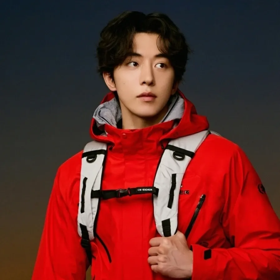 Behind-the-scenes cut of Nam Joohyuk